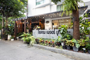 Nature Boutique Hotel Ratchayothin